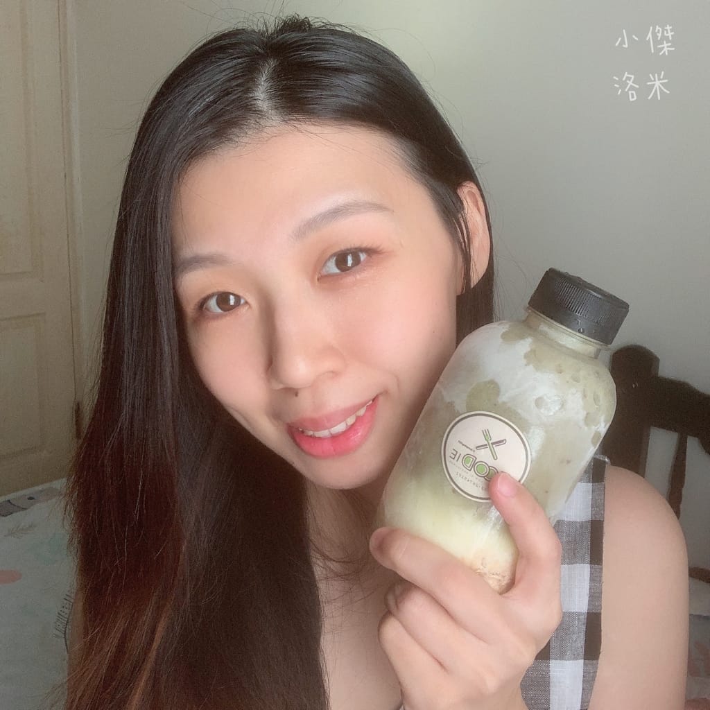 《低卡美食》蛋白優格燕麥杯 ｜ 女孩們～不必再辛苦挨餓節食了！我們有更好的選擇！