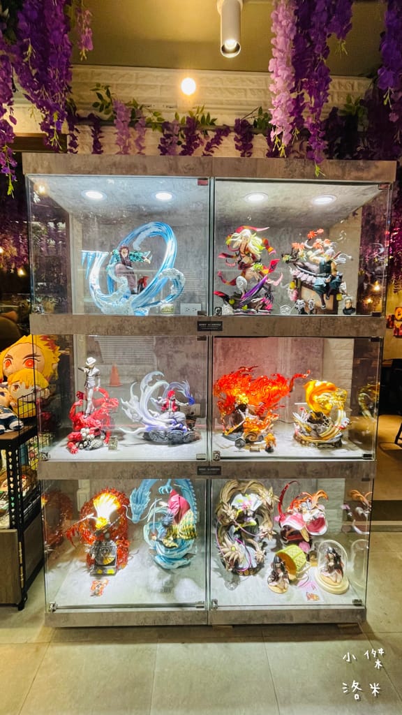 《美食》【已歇業】伍伍零-紫藤之呼吸｜最美森林變身の鬼滅之刃咖啡廳 中和咖啡廳 網美必訪 鬼滅迷不能錯過 捷運永安市場站商圈美食