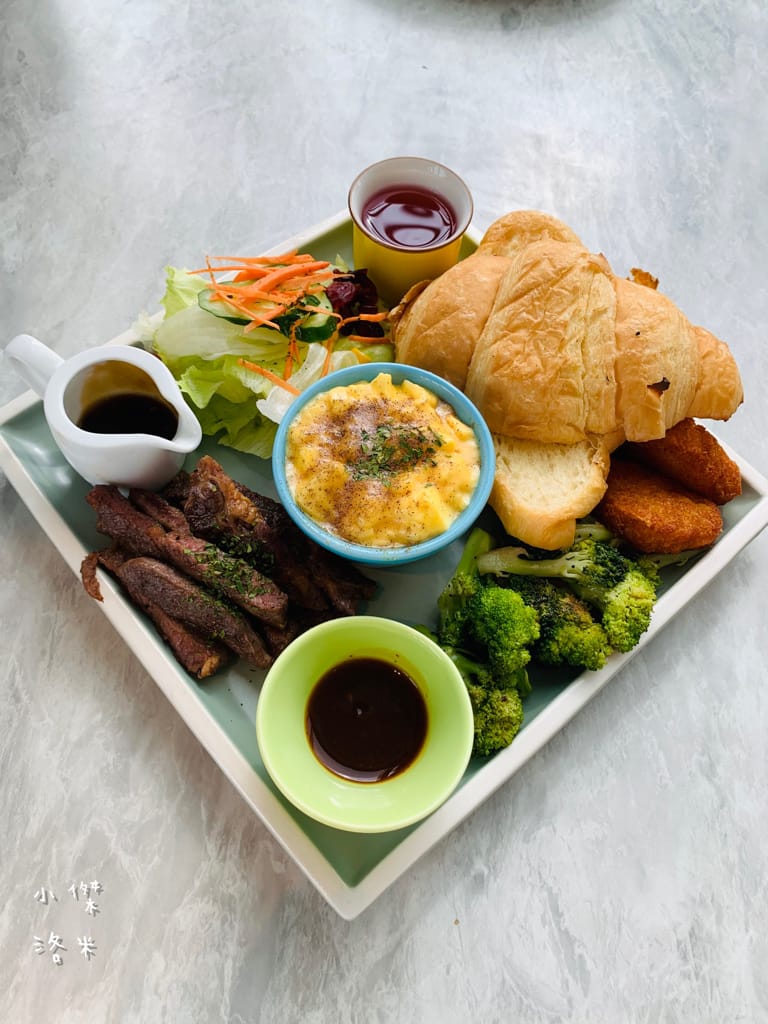 《美食》魚骨頭 Fish Bone Caf’e 宏匯廣場8樓｜ 網美必朝聖的美食餐廳 浪漫約會地點 新北新莊美食推薦 我的口袋名單