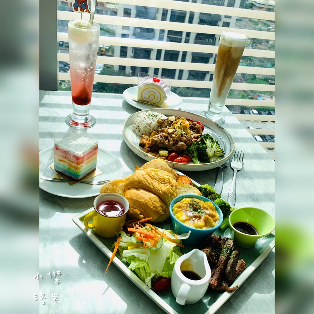 《美食》魚骨頭 Fish Bone Caf’e 宏匯廣場8樓｜ 網美必朝聖的美食餐廳 浪漫約會地點 新北新莊美食推薦 我的口袋名單