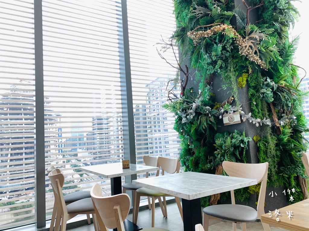 《美食》魚骨頭 Fish Bone Caf’e 宏匯廣場8樓｜ 網美必朝聖的美食餐廳 浪漫約會地點 新北新莊美食推薦 我的口袋名單