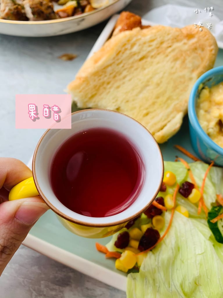 《美食》魚骨頭 Fish Bone Caf’e 宏匯廣場8樓｜ 網美必朝聖的美食餐廳 浪漫約會地點 新北新莊美食推薦 我的口袋名單