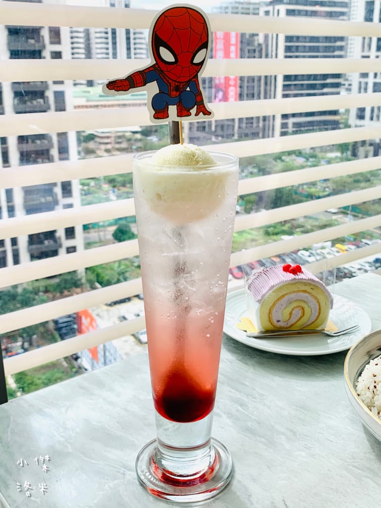 《美食》魚骨頭 Fish Bone Caf’e 宏匯廣場8樓｜ 網美必朝聖的美食餐廳 浪漫約會地點 新北新莊美食推薦 我的口袋名單