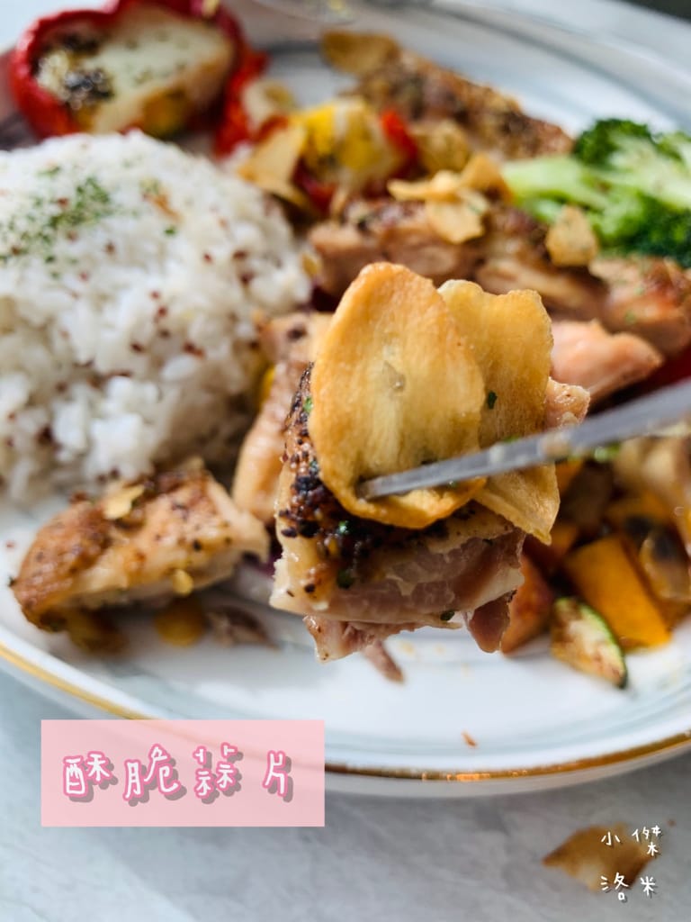 《美食》魚骨頭 Fish Bone Caf’e 宏匯廣場8樓｜ 網美必朝聖的美食餐廳 浪漫約會地點 新北新莊美食推薦 我的口袋名單