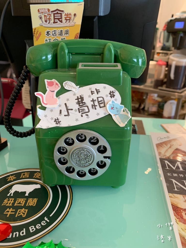 《美食》魚骨頭 Fish Bone Caf’e 宏匯廣場8樓｜ 網美必朝聖的美食餐廳 浪漫約會地點 新北新莊美食推薦 我的口袋名單