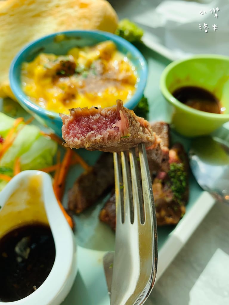 《美食》魚骨頭 Fish Bone Caf’e 宏匯廣場8樓｜ 網美必朝聖的美食餐廳 浪漫約會地點 新北新莊美食推薦 我的口袋名單