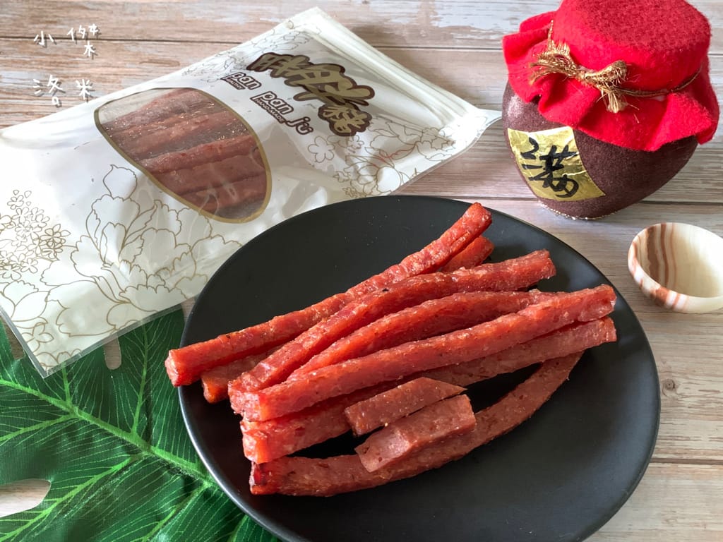 《美食》胖胖豬-PANPANJU ｜ 健康美味肉鬆肉乾堅果 台北台中必買伴手禮 年節禮盒推薦 台北伴手禮推薦 宅配美食