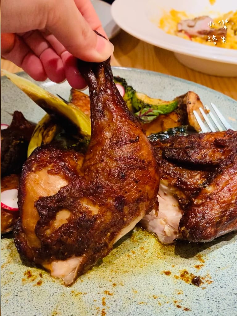 《美食》紅廚小餐館 ｜ 鶯歌超chill異國料理 下班小酌兩杯 適合約會的餐酒館 新北鶯歌美食推薦 復古鶯歌餐酒館