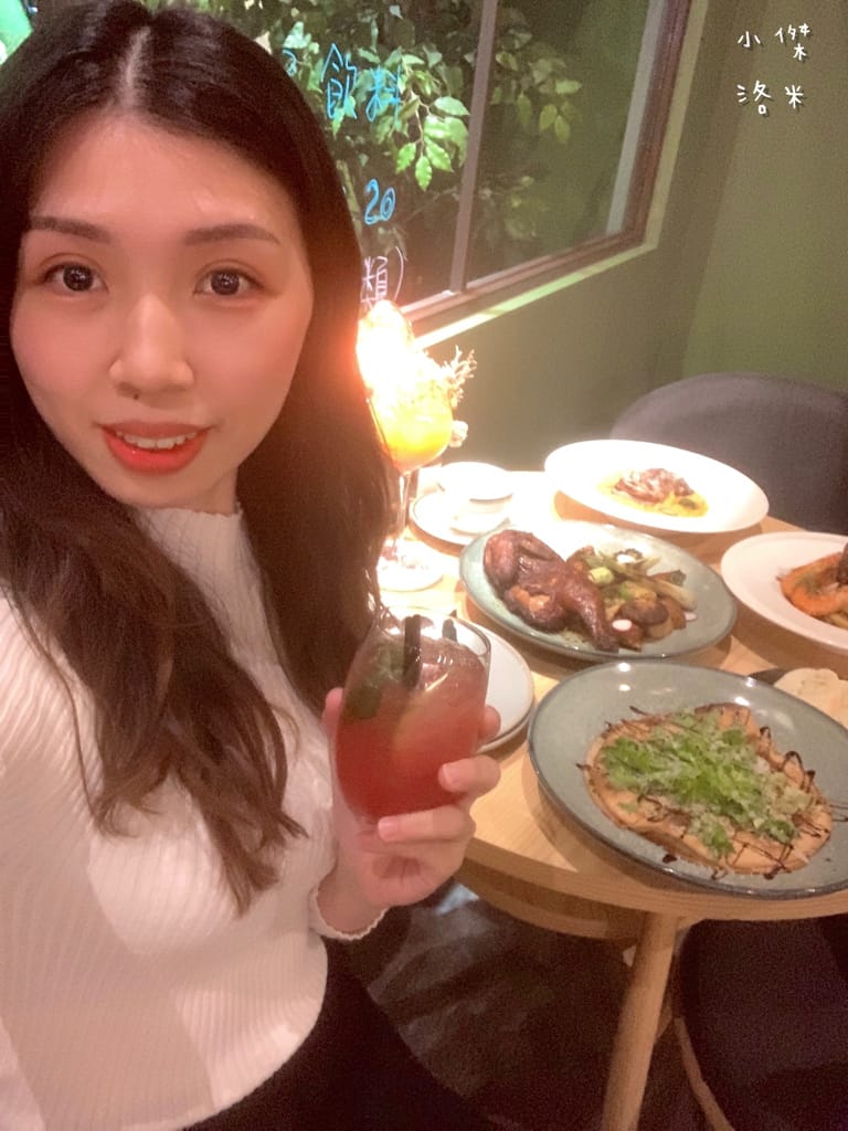 《美食》紅廚小餐館 ｜ 鶯歌超chill異國料理 下班小酌兩杯 適合約會的餐酒館 新北鶯歌美食推薦 復古鶯歌餐酒館