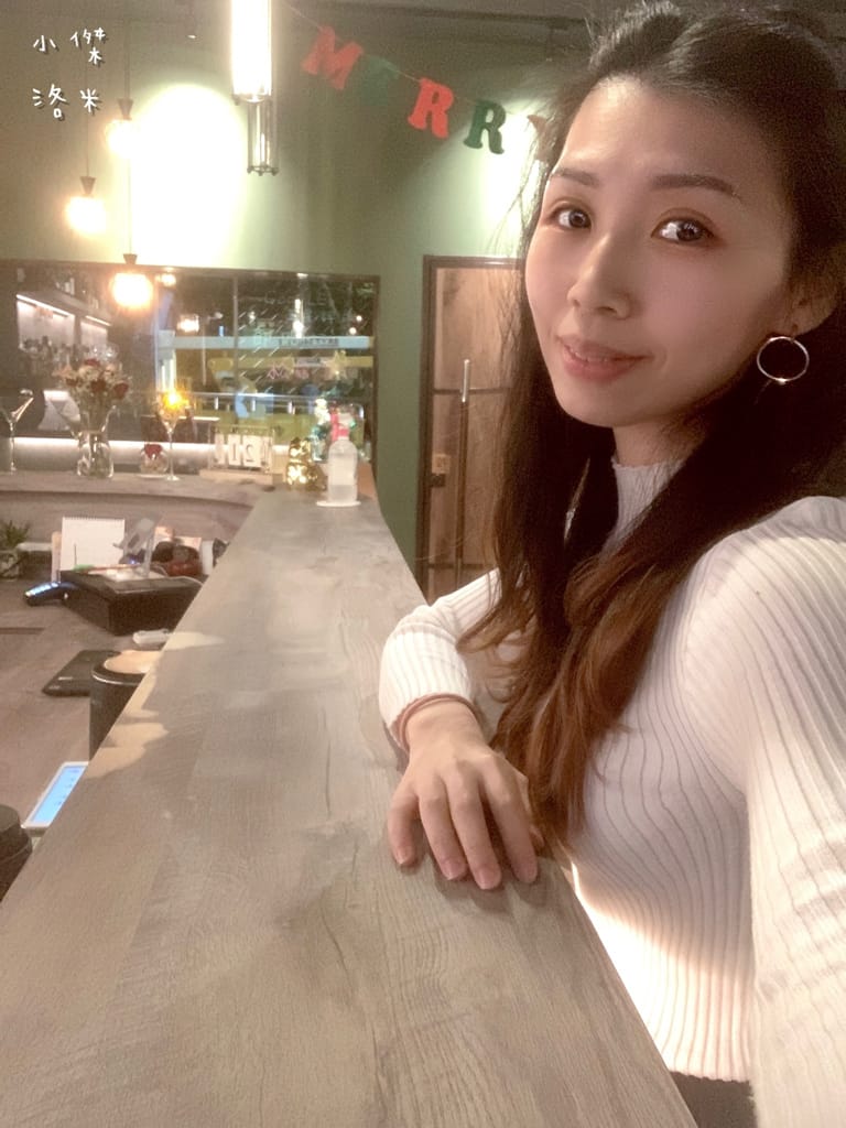 《美食》紅廚小餐館 ｜ 鶯歌超chill異國料理 下班小酌兩杯 適合約會的餐酒館 新北鶯歌美食推薦 復古鶯歌餐酒館