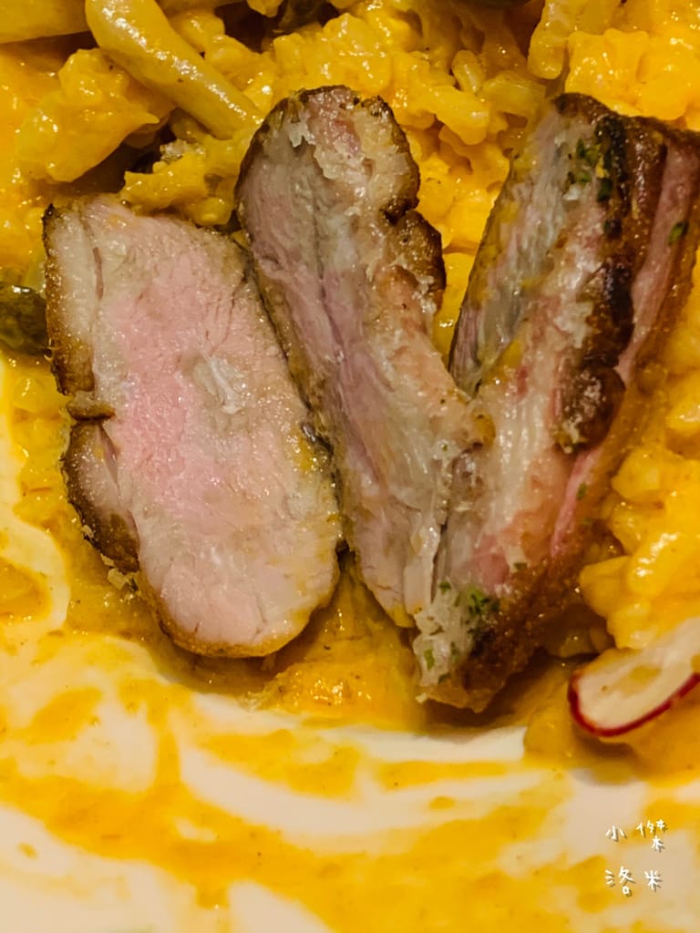 《美食》紅廚小餐館 ｜ 鶯歌超chill異國料理 下班小酌兩杯 適合約會的餐酒館 新北鶯歌美食推薦 復古鶯歌餐酒館