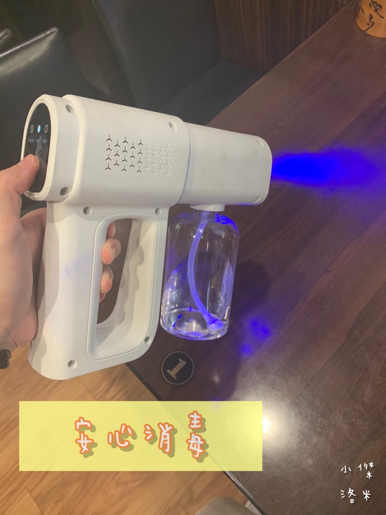 《美食》老兵曾王記牛肉麵 中和創始店 | 獲獎肯定的好滋味 來新北中和滿足老兵魂 大啖整根牛小排 中和美食推薦 老兵牛肉麵 三重美食推薦