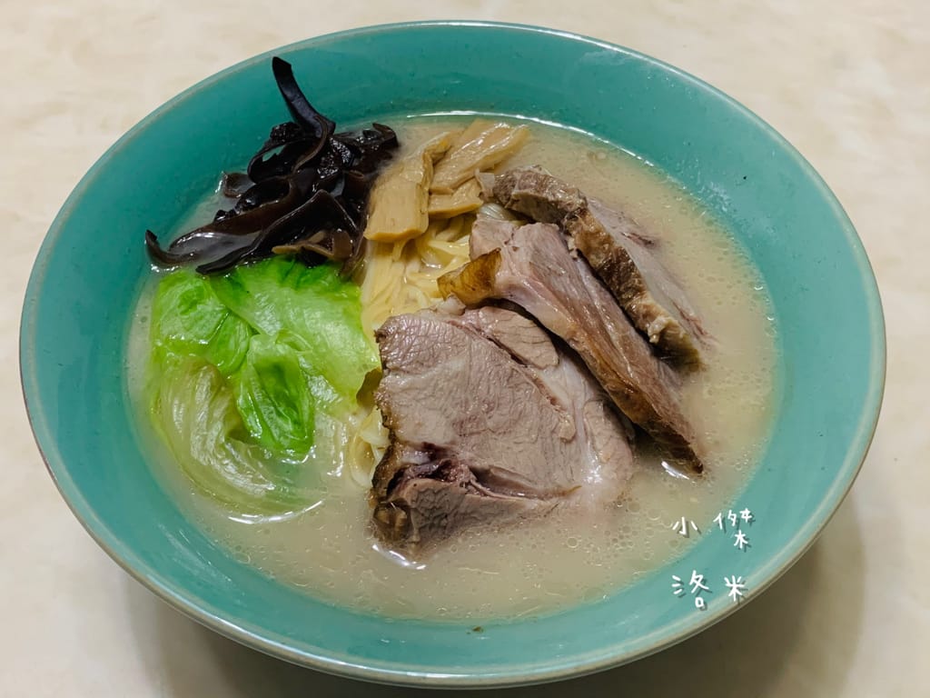 《宅配美食》冠軍熊本拉麵 ｜ 在家嚐森本家玫瑰緣別館拉麵 防疫吃美食 銷魂宵夜 宅配美食