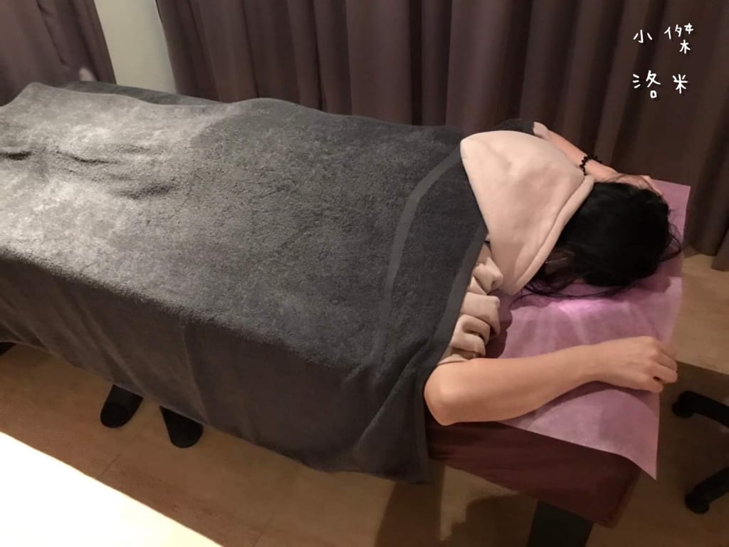 《舒壓》初心養生會館 | 身體按摩 足底按摩 足蒸 隱身中和