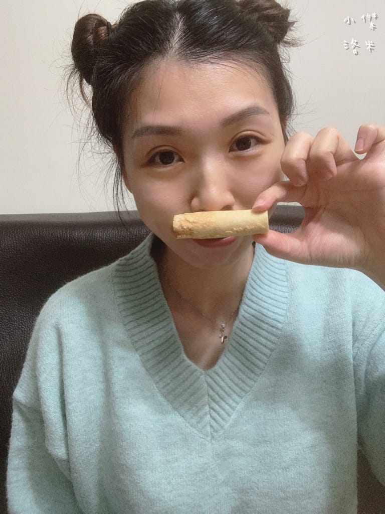 《宅配美食》開箱 品麵包就是虎鬆-肉鬆蛋捲禮盒 | 細  緻手炒肉鬆 手工蛋捲 可愛的虎年禮盒推薦 宅配美食推薦