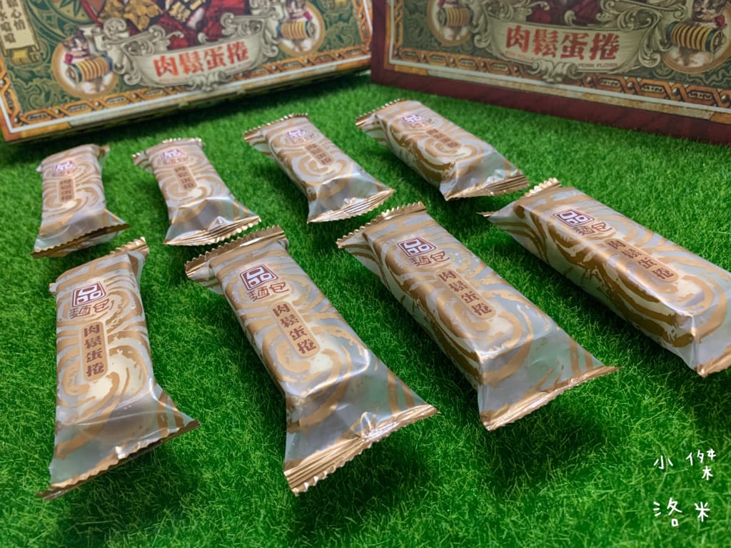 《宅配美食》開箱 品麵包就是虎鬆-肉鬆蛋捲禮盒 | 細  緻手炒肉鬆 手工蛋捲 可愛的虎年禮盒推薦 宅配美食推薦