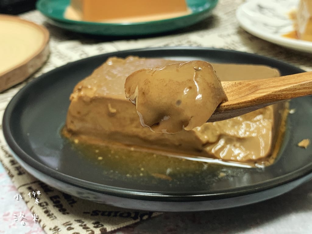 《美食》紅磚布丁 RED BRICK PUDDING ｜ 有布丁界愛馬仕 美稱的紅磚布丁過年禮盒又推出新口味啦！快來也是嚐鮮！台南布丁推薦