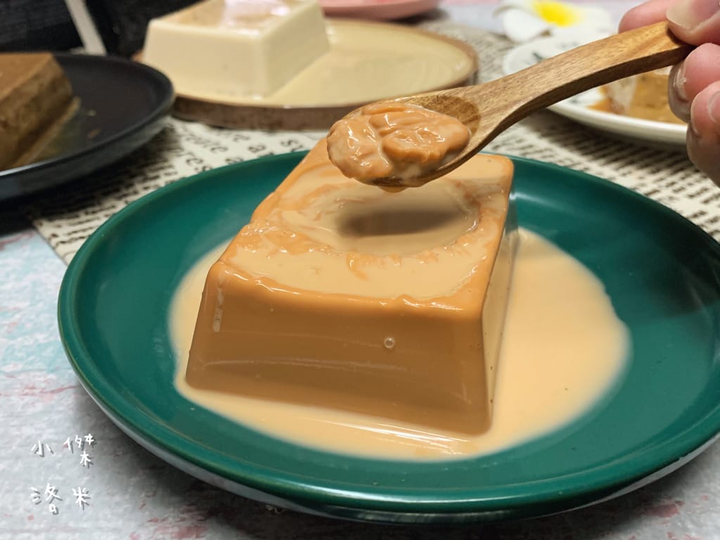 《美食》紅磚布丁 RED BRICK PUDDING ｜ 有布丁界愛馬仕 美稱的紅磚布丁過年禮盒又推出新口味啦！快來也是嚐鮮！台南布丁推薦