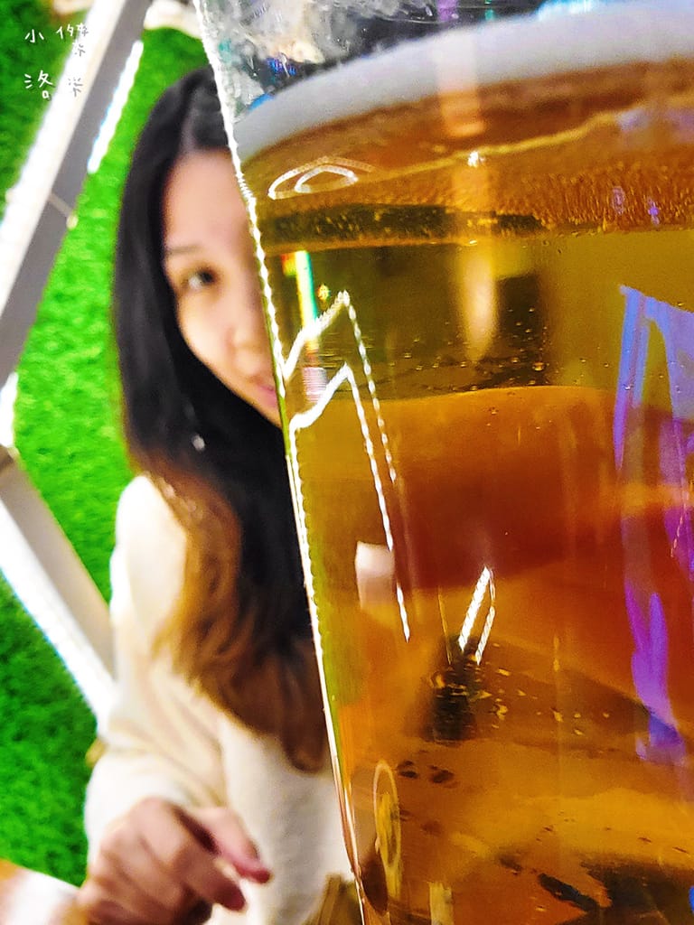 《美食》Kebabs 麻串 ｜ 北市中心的飄香角落 三五好友下班聚餐的好選擇 信義區最Chill 的戶外串燒店 台北小酌推薦 台北串燒推薦