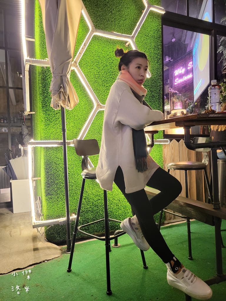 《美食》Kebabs 麻串 ｜ 北市中心的飄香角落 三五好友下班聚餐的好選擇 信義區最Chill 的戶外串燒店 台北小酌推薦 台北串燒推薦