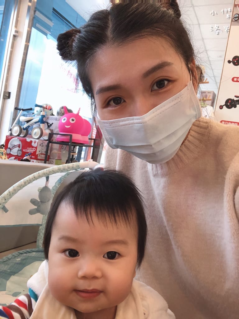《親子》娃娃世界-台北旗艦店 ｜ 超大雙層嬰幼百貨路面店  齊全的母嬰用品一次購足 嬰兒推車比較 嬰兒床比較