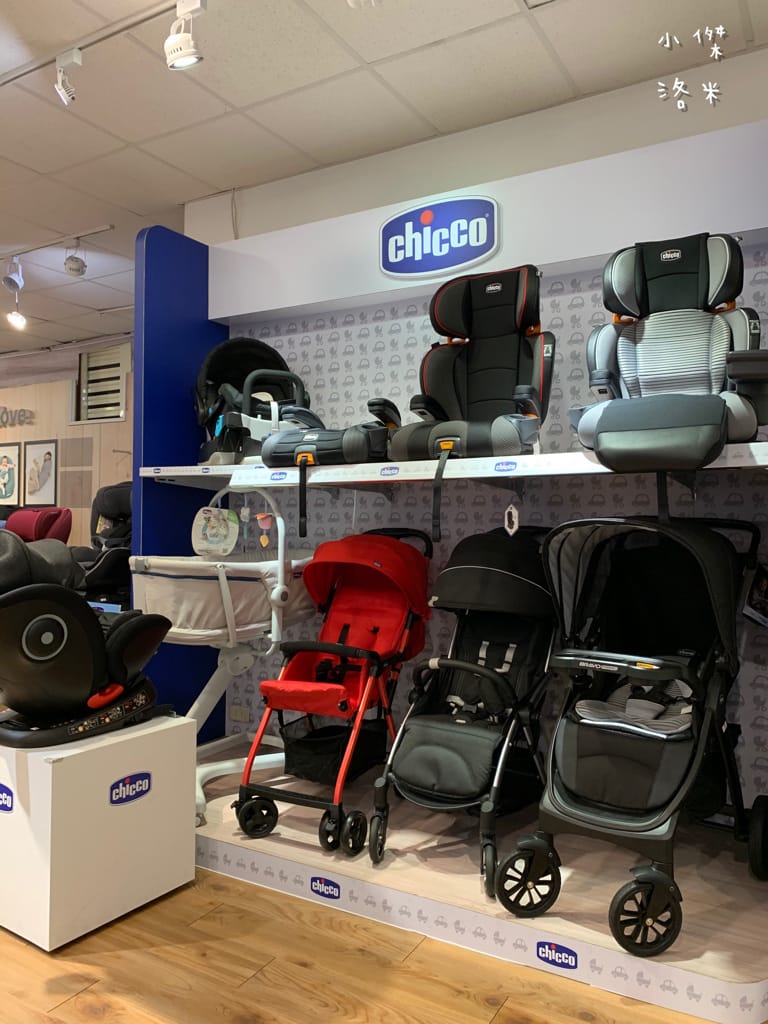 《親子》娃娃世界-台北旗艦店 ｜ 超大雙層嬰幼百貨路面店  齊全的母嬰用品一次購足 嬰兒推車比較 嬰兒床比較