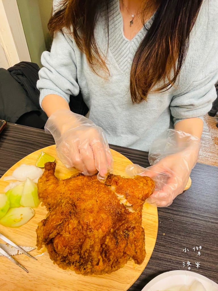 《美食》spyci私宅咖哩炸雞 | 馬來西亞風味咖哩炸雞 鮮嫩多汁黃金春雞X傳統參巴醬 想吃記得要預約! 捷運萬隆站美食 台北美食推薦 炸雞推薦