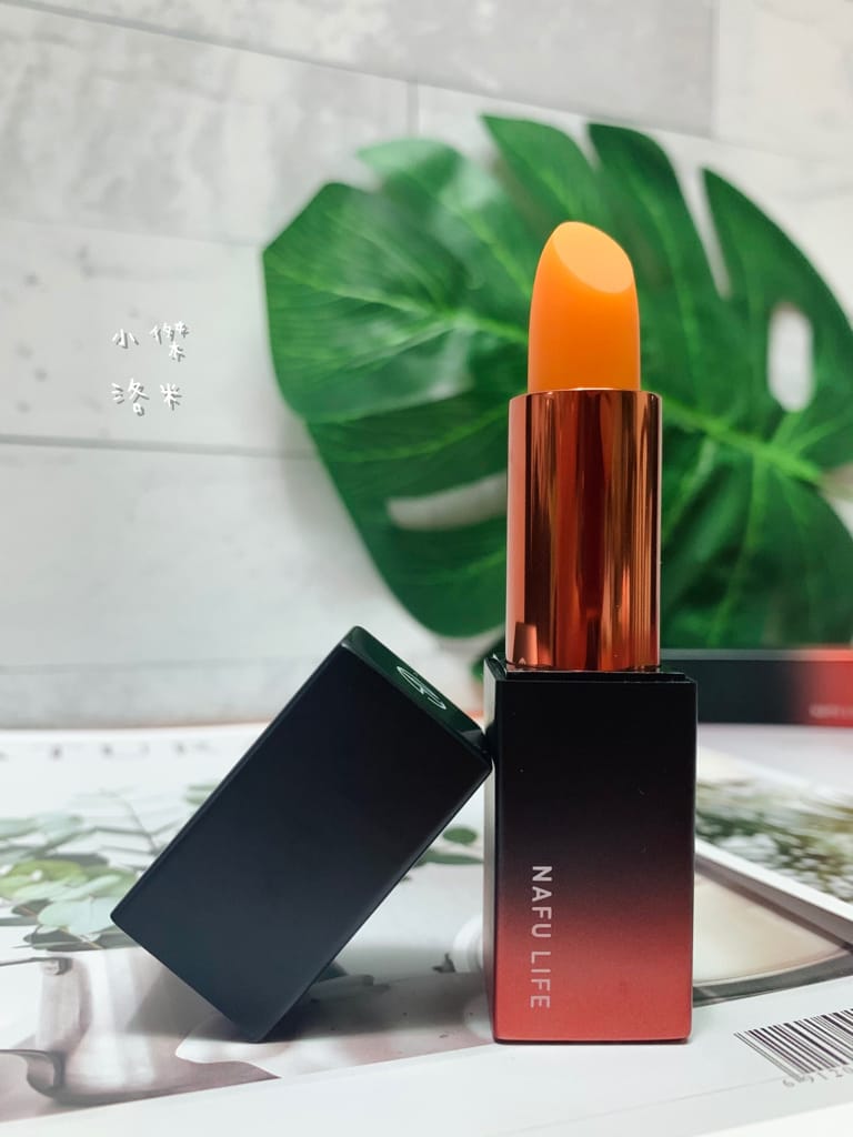 《美容》【NAFU LIFE】xAsta-S蝦紅素益生菌唇膏 光采唇膏 x 潤色護唇膏推薦 有效預防乾燥 植萃滋潤呵護雙唇的唇膏推薦