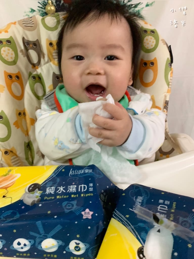 《親子》開箱 | 蘭韻純水濕巾 ｜ 薄款新品上市 寶貝肌膚每天的親密接觸 育兒路上神隊友 濕紙巾推薦