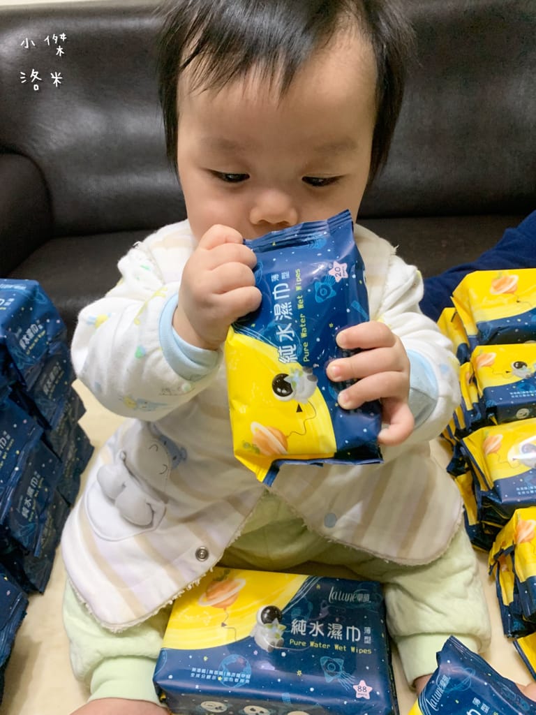 《親子》開箱 | 蘭韻純水濕巾 ｜ 薄款新品上市 寶貝肌膚每天的親密接觸 育兒路上神隊友 濕紙巾推薦