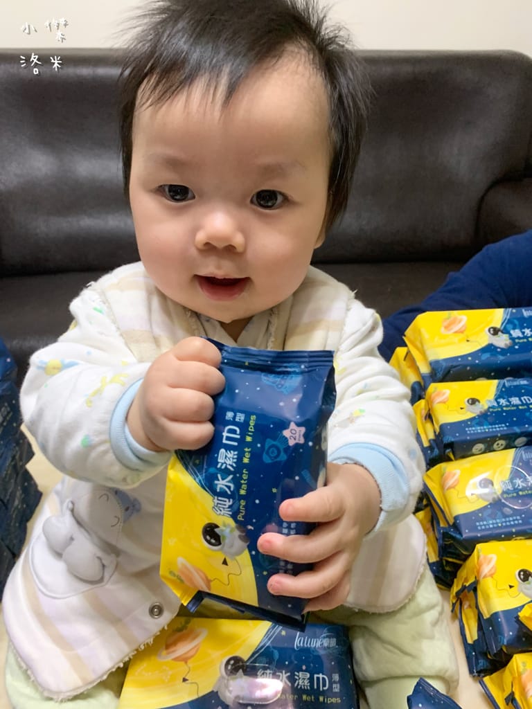 《親子》開箱 | 蘭韻純水濕巾 ｜ 薄款新品上市 寶貝肌膚每天的親密接觸 育兒路上神隊友 濕紙巾推薦