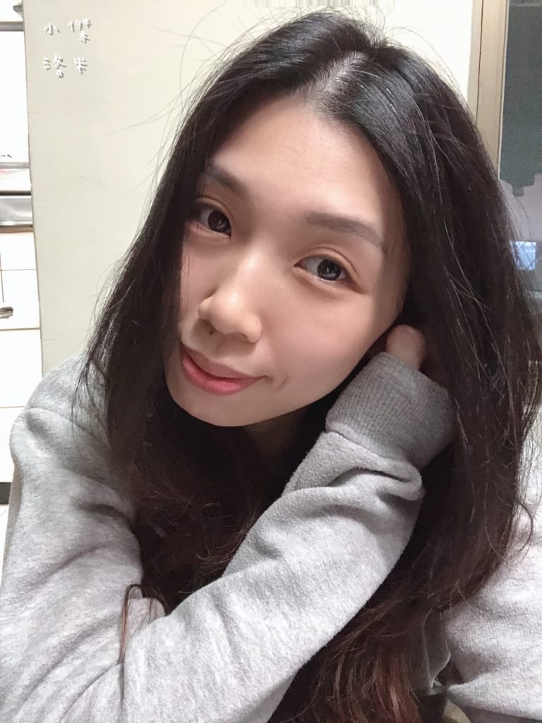 《美髮》曼都髮根QQ燙 ｜ 髮根蓬鬆視覺減齡 塑型微整夾讓你在家就能輕鬆燙髮根