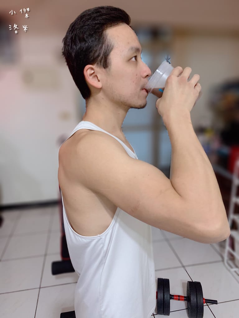 《健康飲品》MUSCLEDREAM乳清蛋白 | 健身、減重不可或缺的濃縮乳清 多位教練推薦用喝的補充蛋白質 乳清蛋白推薦