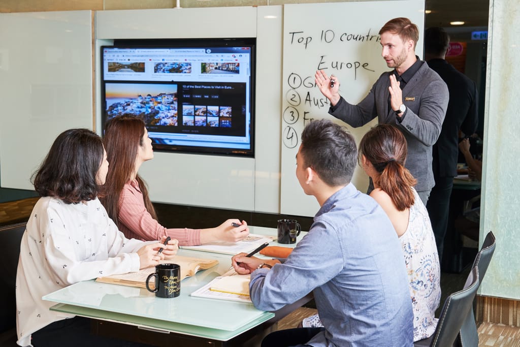 《生活》歌倫比亞美語ColumbiaOnline ｜ 害怕開口說英語的人看過來！輕鬆活潑線上美語課程讓你自然而然的開口說英語