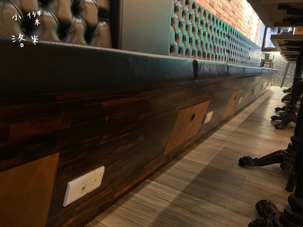 《美食》雄爺食堂｜下班喝一杯配串燒享受chill人生 好友聚會吃飯配飛鏢機 還有獨立K歌亭！板橋平價居酒屋推薦 捷運江子翠站美食推薦