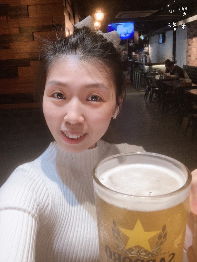 《美食》雄爺食堂｜下班喝一杯配串燒享受chill人生 好友聚會吃飯配飛鏢機 還有獨立K歌亭！板橋平價居酒屋推薦 捷運江子翠站美食推薦