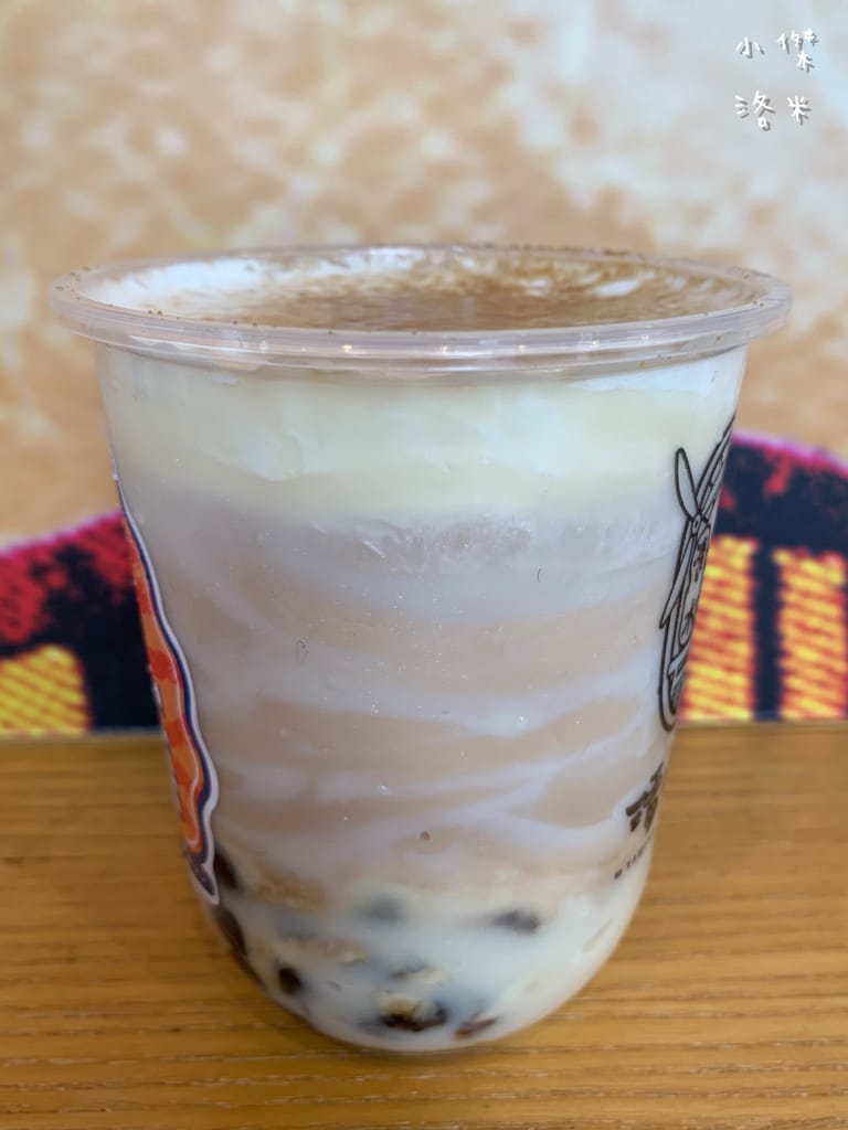 《飲品》清水茶香｜你敢挑戰用喝的香菜嗎?意外好喝的混搭豆乳飲 顛覆想像的香菜麻糬 口感好軟Q的豆乳啵啵茶 創意手搖茶推薦 膽量測式推薦 清水茶香南西店