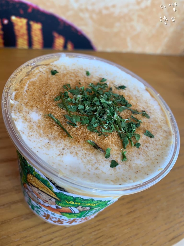 《飲品》清水茶香｜你敢挑戰用喝的香菜嗎?意外好喝的混搭豆乳飲 顛覆想像的香菜麻糬 口感好軟Q的豆乳啵啵茶 創意手搖茶推薦 膽量測式推薦 清水茶香南西店