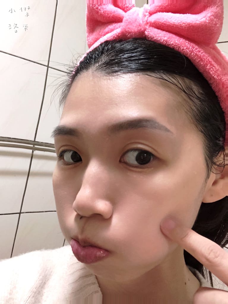 《美容清潔》deBalets小巴黎｜高貴不貴的專櫃級絲綢奶霜潔顏乳 洗後肌膚不緊繃乾澀 小資族美女推薦 洗面乳推薦