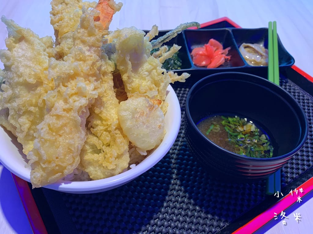 《美食》井上天丼｜天丼、海鮮丼專賣 公館新開幕平價丼飯 公館丼飯 試營運三月9折送VIP 白飯味噌湯自助無限享用 學生小資族聚餐好去處