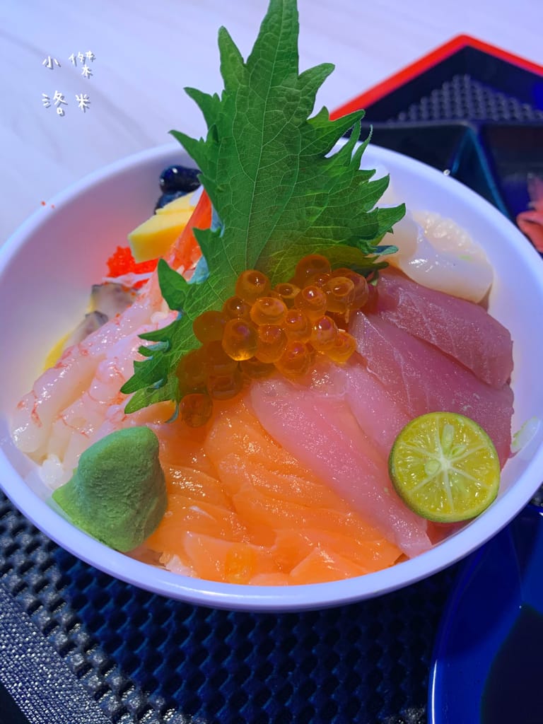 《美食》井上天丼｜天丼、海鮮丼專賣 公館新開幕平價丼飯 公館丼飯 試營運三月9折送VIP 白飯味噌湯自助無限享用 學生小資族聚餐好去處