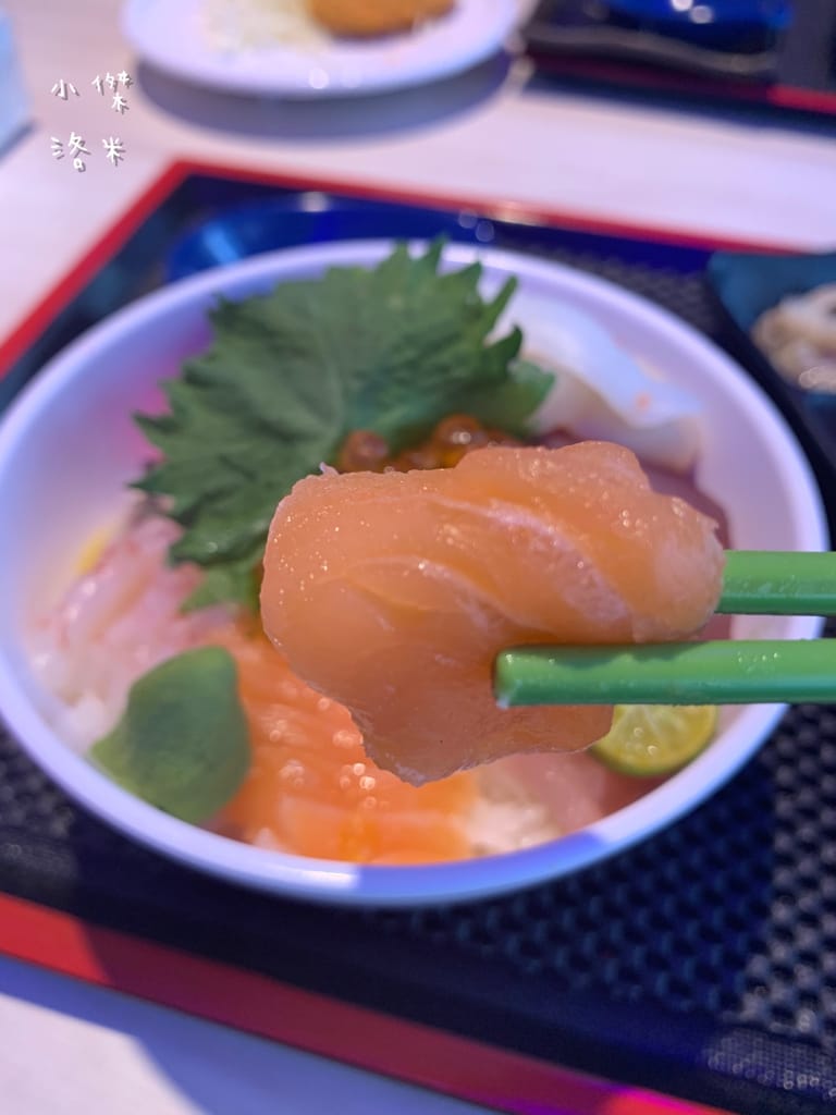 《美食》井上天丼｜天丼、海鮮丼專賣 公館新開幕平價丼飯 公館丼飯 試營運三月9折送VIP 白飯味噌湯自助無限享用 學生小資族聚餐好去處