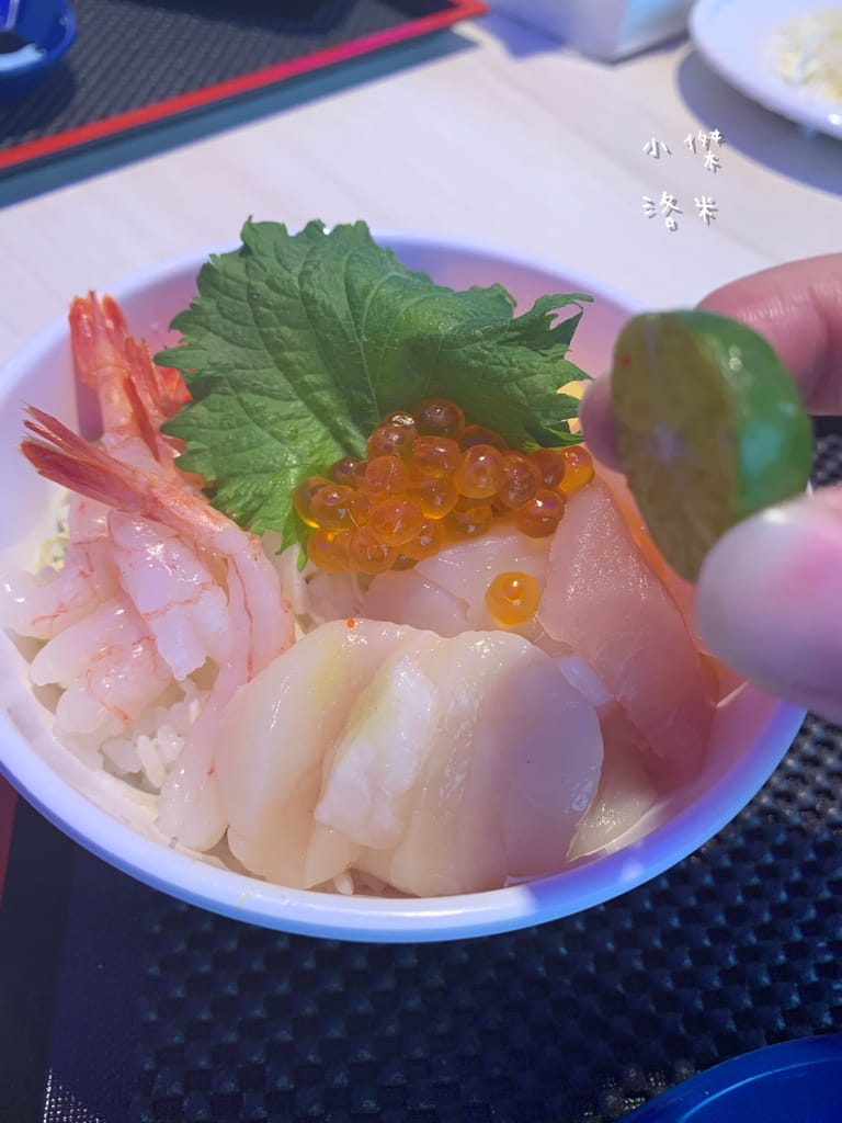 《美食》井上天丼｜天丼、海鮮丼專賣 公館新開幕平價丼飯 公館丼飯 試營運三月9折送VIP 白飯味噌湯自助無限享用 學生小資族聚餐好去處
