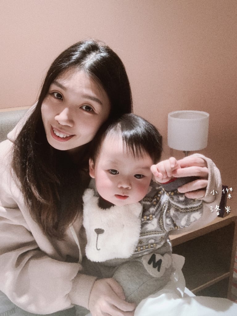 《旅遊》 台中鳳凰酒店｜台中輕旅行 下榻柳川水岸公園畔享受城市美景 9樓星際樂園徜徉在銀河系的美夢 親子主題房可愛到捨不得睡著 親子旅遊推薦 約會住宿推薦