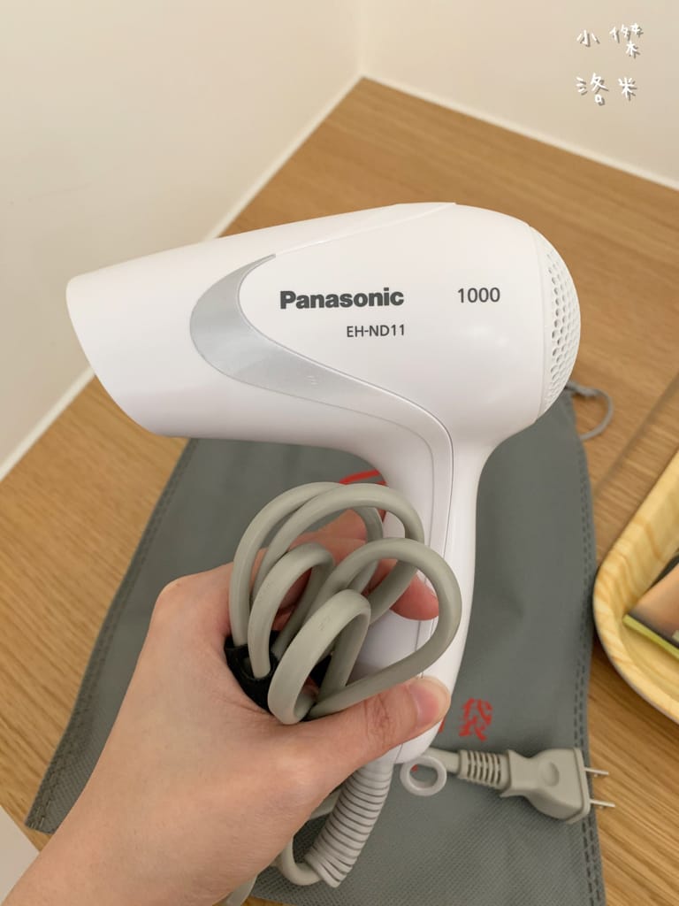 《旅遊》 台中鳳凰酒店｜台中輕旅行 下榻柳川水岸公園畔享受城市美景 9樓星際樂園徜徉在銀河系的美夢 親子主題房可愛到捨不得睡著 親子旅遊推薦 約會住宿推薦