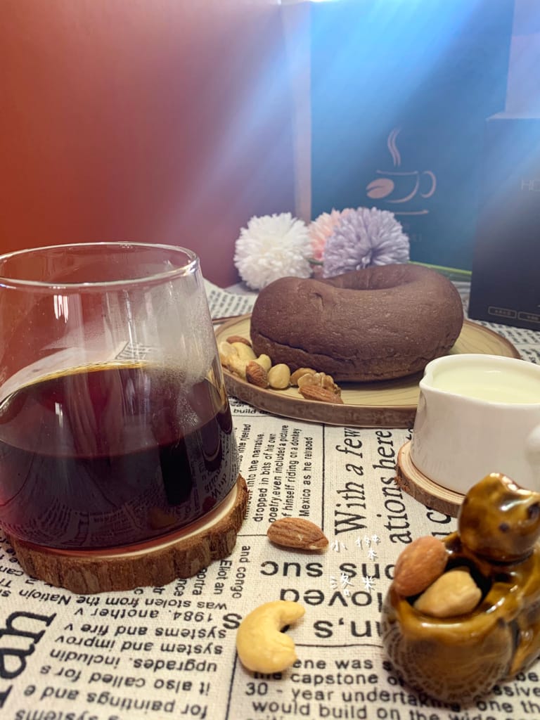 《飲品》開箱 HOWSDOMO好事多磨濾掛式咖啡 ｜ 衣索比亞日曬-中深培濾掛式研磨咖啡 用滴滴香醇的研磨咖啡開啟美好一天 中深度烘培的客製化伴手禮最懂你心