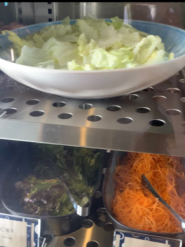 《旅遊美食》 台中鳳凰酒店- 鳳凰食號 ｜ 2022全新開幕鳳凰酒店 早午餐 Buffet吃到飽只要499！星巴客 哈根達斯無限續 用餐區附設兒童遊戲區 台中美食推薦 Buffet推薦 早午餐推薦