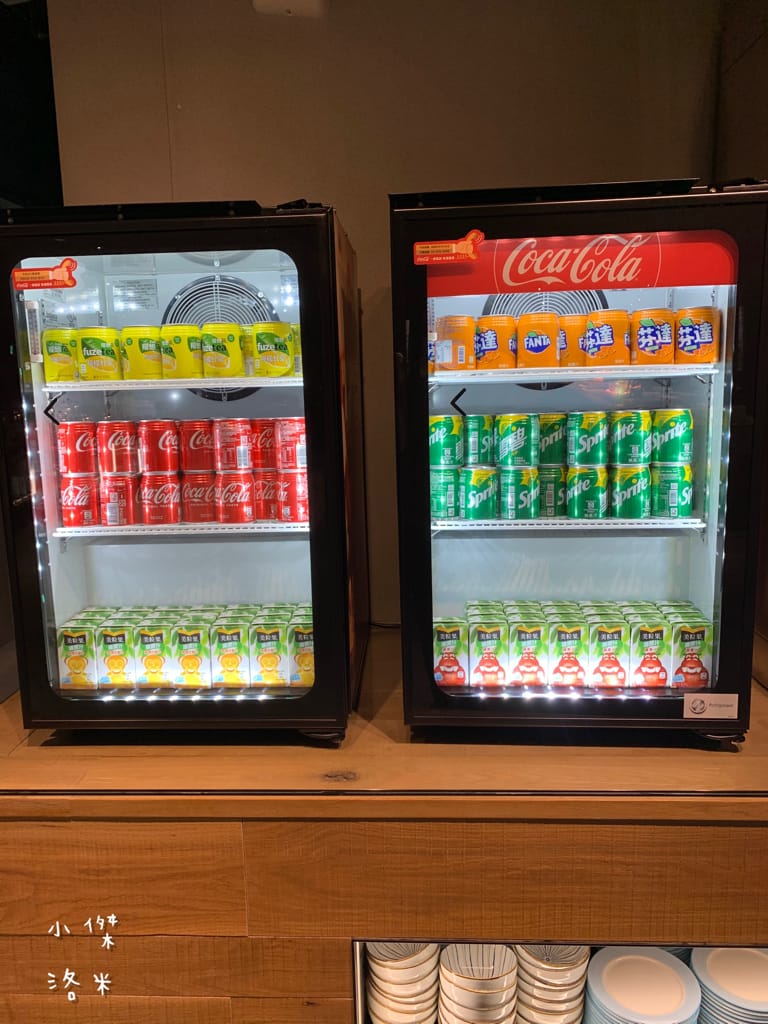 《旅遊美食》 台中鳳凰酒店- 鳳凰食號 ｜ 2022全新開幕鳳凰酒店 早午餐 Buffet吃到飽只要499！星巴客 哈根達斯無限續 用餐區附設兒童遊戲區 台中美食推薦 Buffet推薦 早午餐推薦