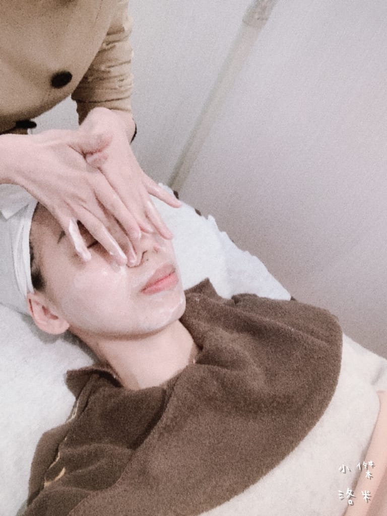 《保養護膚》 VIYA’S薇亞絲｜來自日本的品牌 女生就是要定期愛面子 最懂亞洲肌膚的需要 新莊宏匯做臉推薦