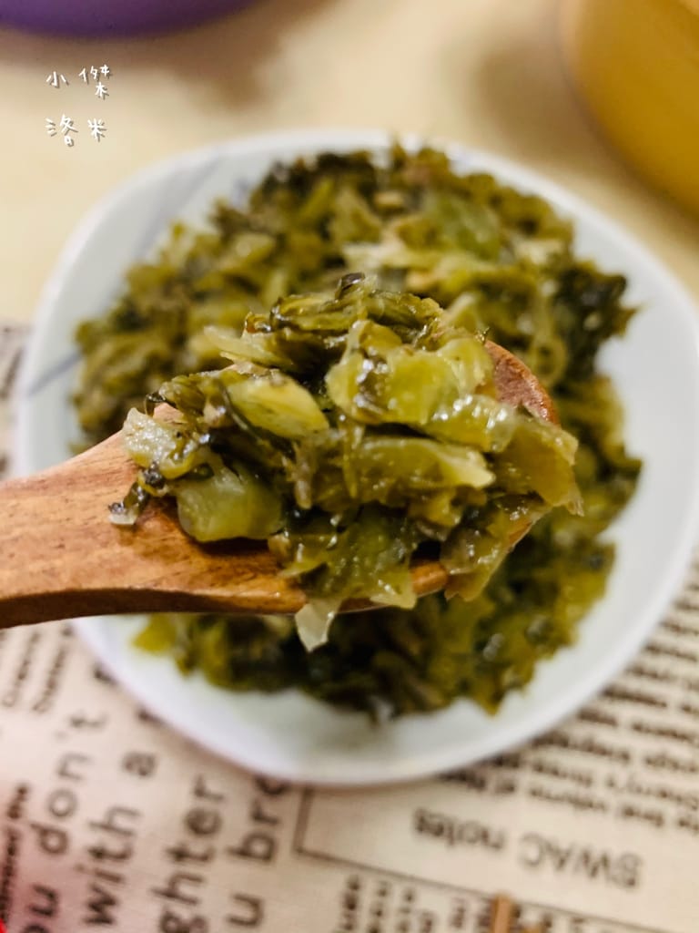 《宅配美食》開箱 洪師父牛肉麵 5屆冠軍的牛肉麵宅配到家 在家防疫也能吃到好料 冷凍調理包推薦 牛肉麵推薦 防疫推薦